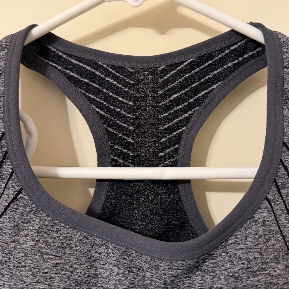 2 Layer8 Qwick-Dry Padded Sports Bras | Maroon & Grey - Picture 10 of 13